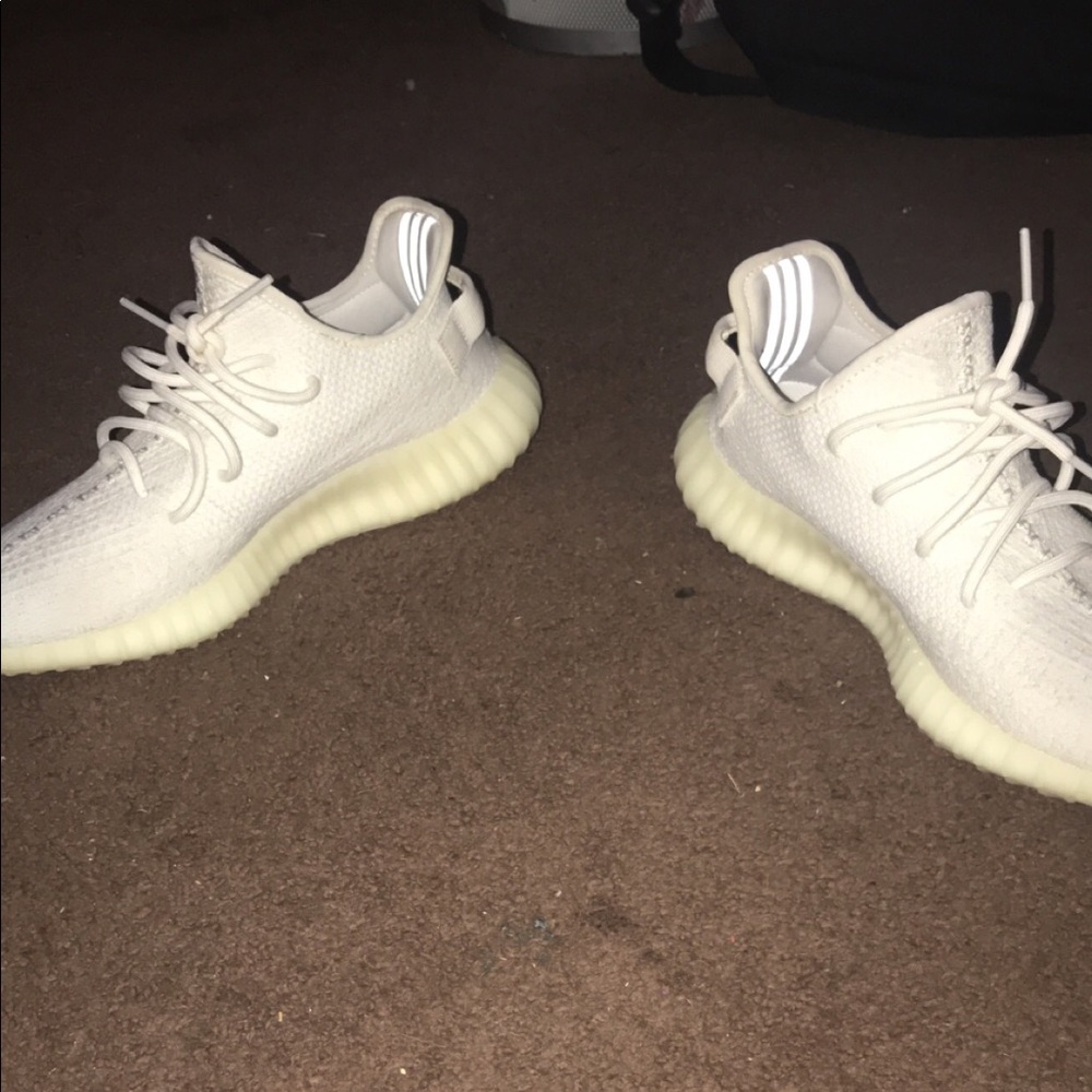 Yeezy 350 Boost V2 Cream White - Picture 2 of 8
